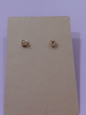 New No Bpundries Delicate Gold Heart Stud Earrings - Classic Minimalist Style